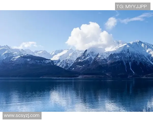极限运动与人生哲学的交汇点：黄静的深度对话与探索之旅